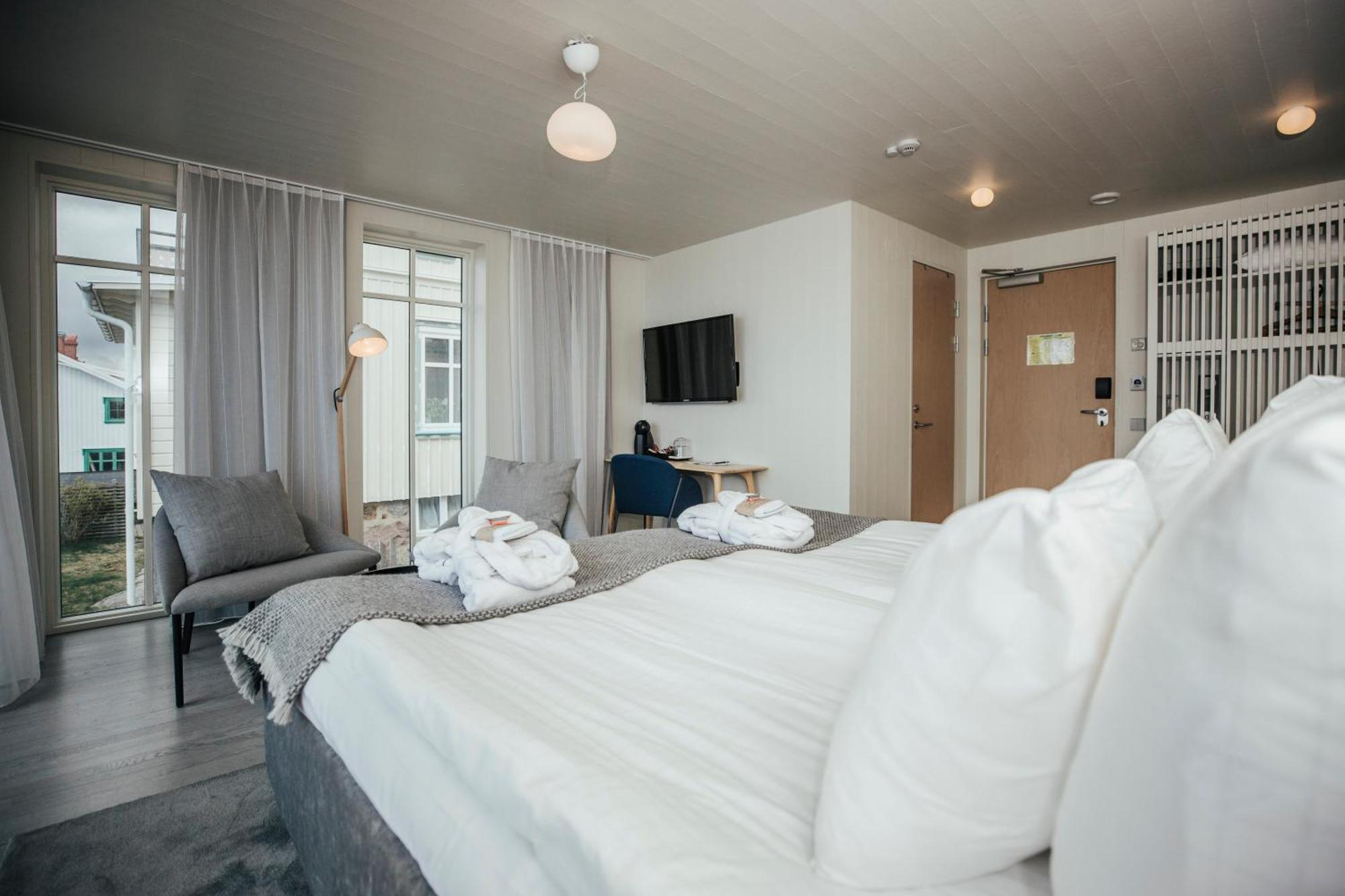 Gullmarsstrand Hotell & Konferens Fiskebackskil Exterior photo